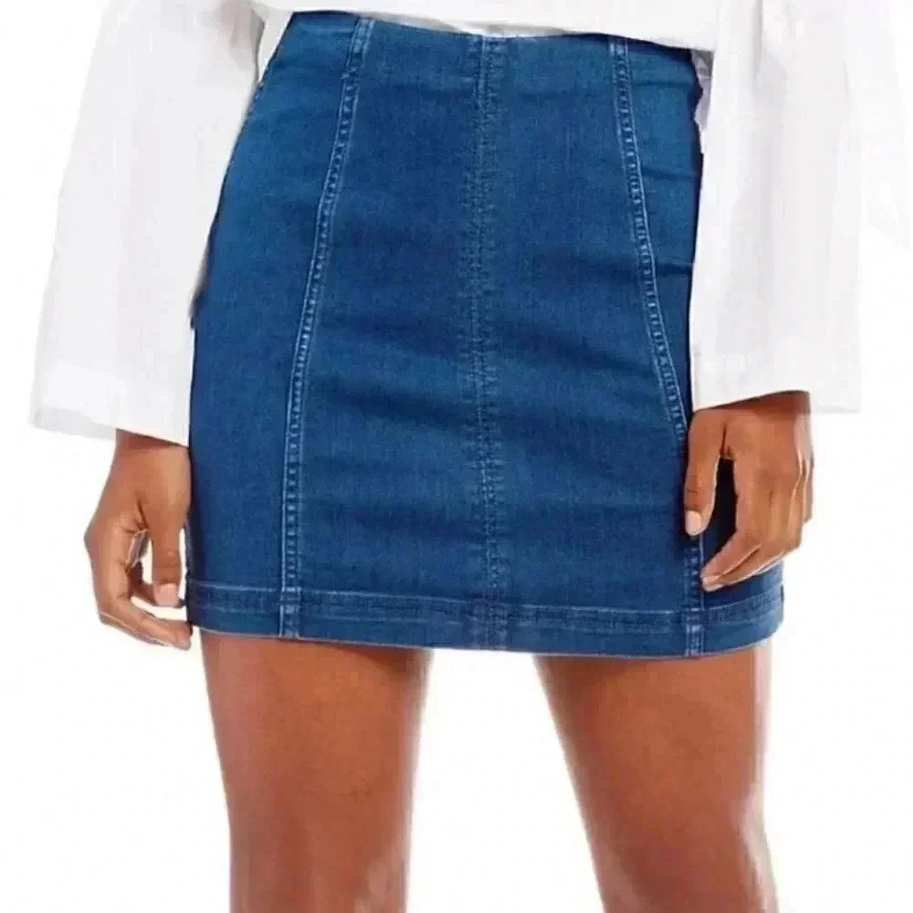 Free people denim modern femme skirt in size 6